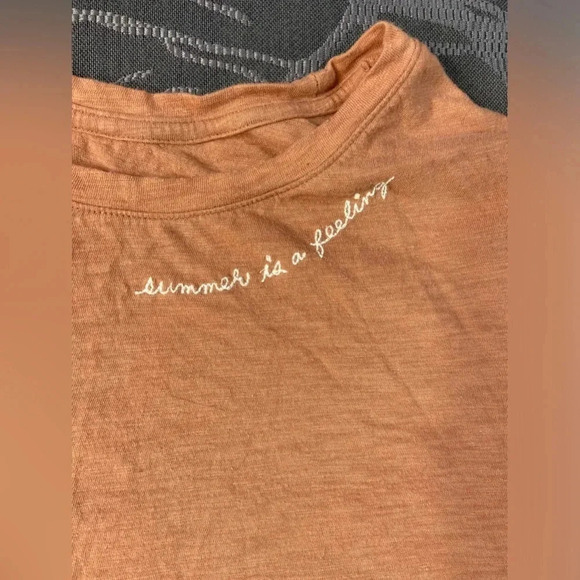 Old  Navy- Womans T-Shirt - Picture 3 of 9